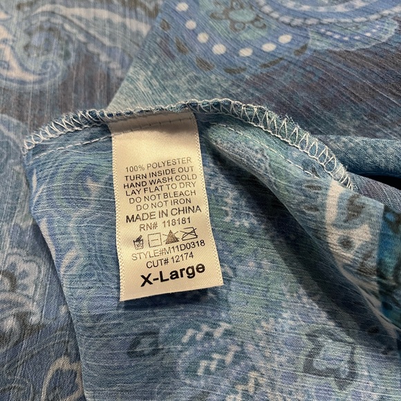 B.L.E.U. vibrant blue, paisley print, size XLarge women’s top, - Picture 7 of 7